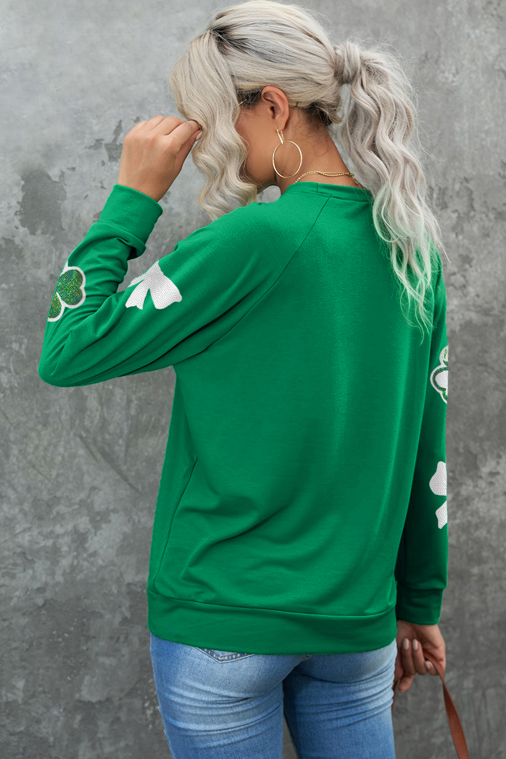 Green Sequin Bow Clover Graphic Pullover Sweatshirt - Image 4